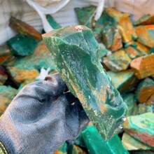 天然绿翠玉满绿原石摆件雕刻独龙玉毛料大块玉石东陵玉原矿手镯料