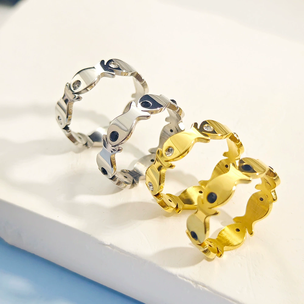 2025 японское и корейское новое легкое роскошное кольцо на указательный палец из нержавеющей стали для женщин, модное кольцо с бриллиантами, золотое кольцо с маленькой рыбкой, оптовая продажа