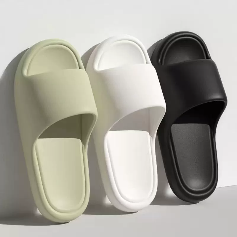 2024 New Bread Couple Slippers Thickened EVA Material Bath Bathroom Shit Feeling Summer Sandal Slippers Wholesale