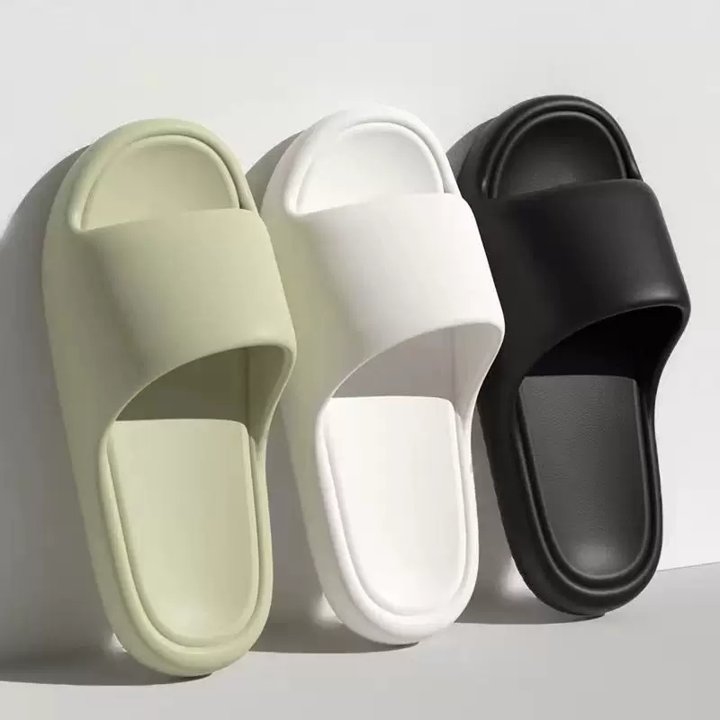 2024 New Bread Couple Slippers Thickened EVA Material Bath Bathroom Shit Feeling Summer Sandal Slippers Wholesale