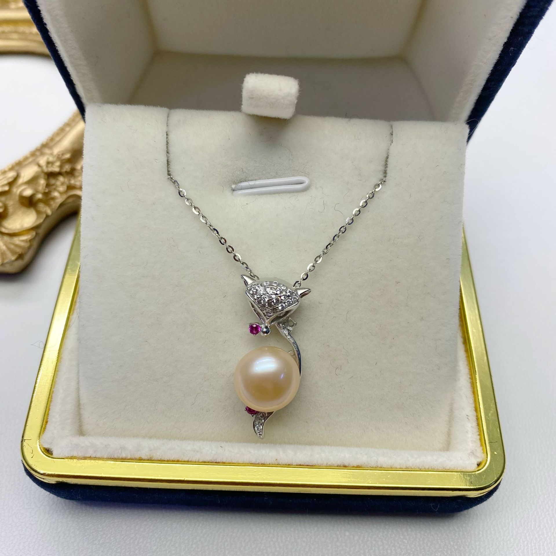 ������Ʒ �����Ƽ���Ʒ ʱ�־�BI�뾫��΢��tianȻ��ˮ�����׹