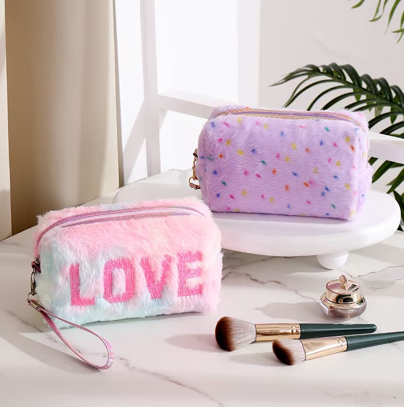 Bolsa de Cosméticos Bordada Transfronteriza, Linda Bolsa de Cosméticos de Felpa, Bolsa de Almacenamiento, Modelo Multifuncional 2025, Portátil para Viajes
