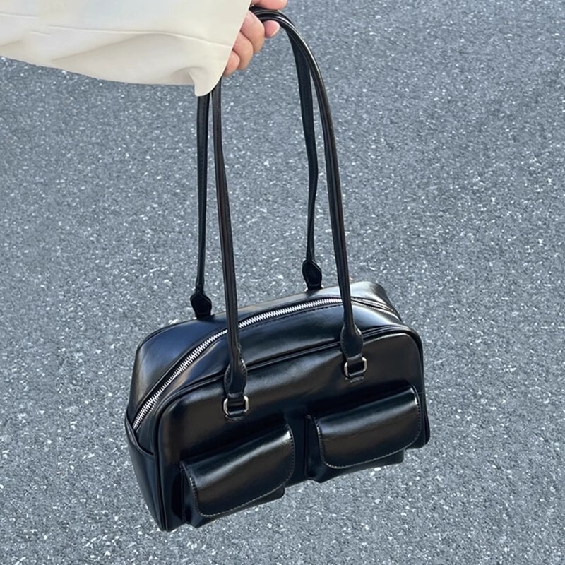 Korean Dizzy Needle Xu Yunzhen's Same Style Oil Wax Leather Bowling Bag Multi-Flap Pocket Pants Armpit Bag Commuter Satchel Shoulder Bag