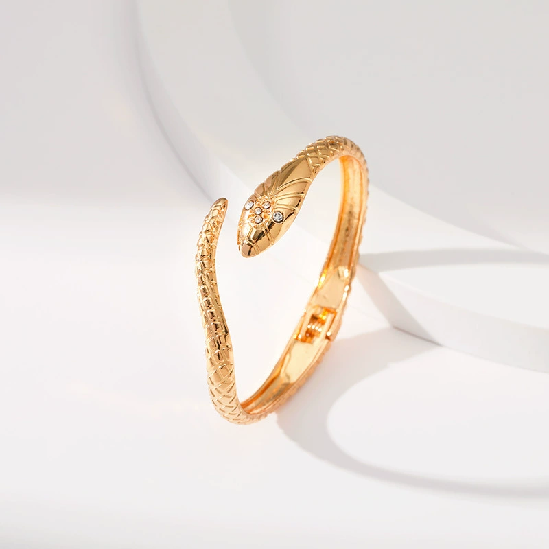 Minimalistic retro metal bracelet, jewelry, European style, high-quality style
