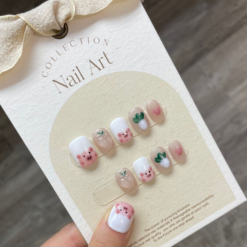 Hand-worn armour hand-painted pig arch cabbage short square cute cartoon handmade fake nails factory wholesale