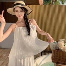 法式初恋风温柔吊带夏季新款时尚高腰显瘦压褶半裙两件套