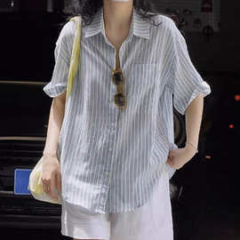 日系复古蓝色条纹棉麻短袖衬衫女夏季薄款慵懒松弛感外搭宽松上衣