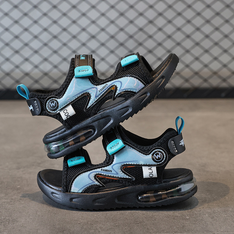 Sandalias deportivas para niños 2025, verano nuevo tipo de zapatos de playa de dedo suave para niños, zapatos casuales de moda para niños grandes image 5