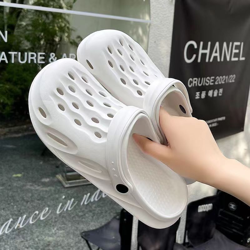 2023 New Drifting Shoes Slippers Women's Summer Single Color Hole Sandals Non-Slip Outerwear Dual-Purpose Beach Sandals 2023 New Drifting Shoes Slippers Women's Summer Single Color Hole Sandals Non-Slip Outerwear Dual-Purpose Beach Sandals