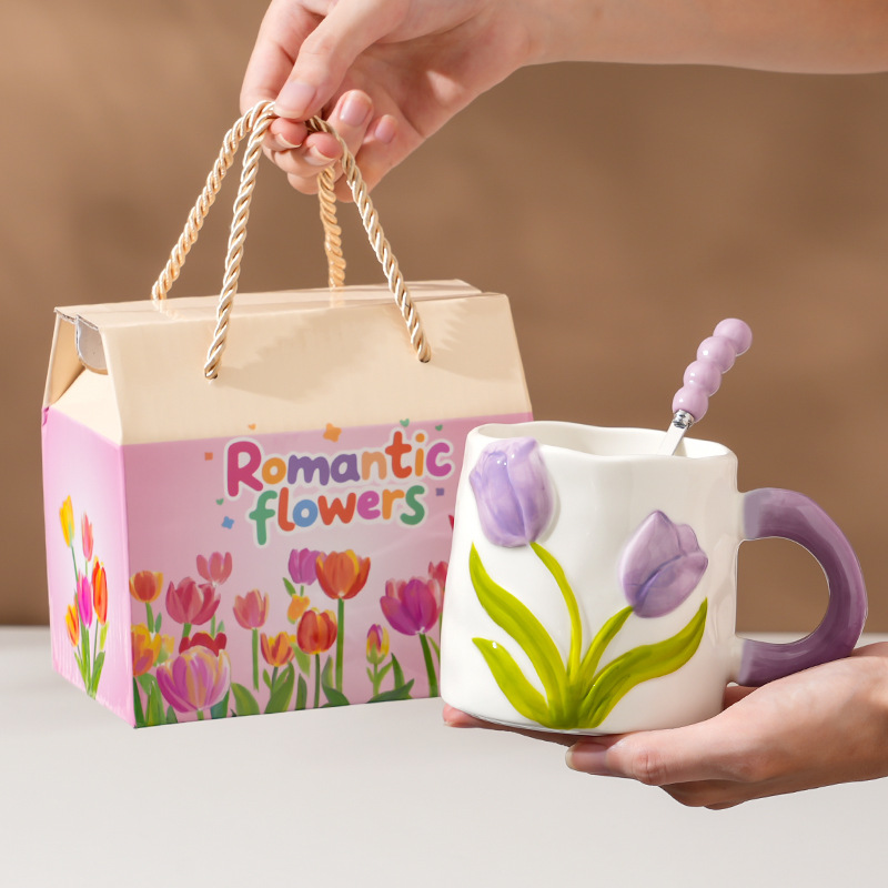 Taza de Tulipanes de alto valor, taza de cerámica esmaltada, regalo del Día del Maestro, taza de agua doméstica para niñas