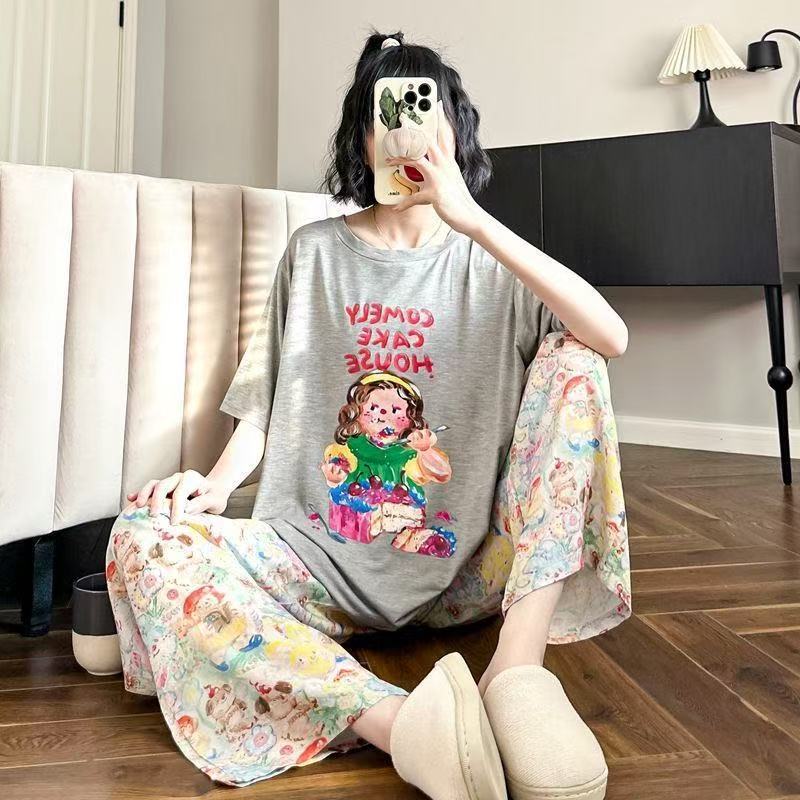 2025 pijamas de mangas cortas de mujer pantalones largos de verano delgados dibujos animados casuales lindos ropa de casa de viento rojo se puede usar fuera