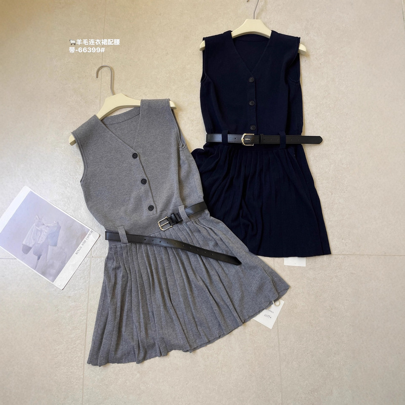 My66399 Contains Sheep Wool! Korean Style Niche Designer Pleated Knitted Dress, Non-Returnable and Non-Exchangeable