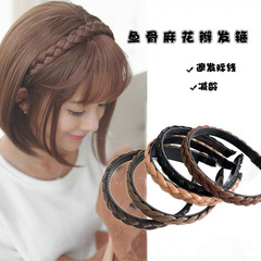 Korean-style fishbone corkscrew hair tie that conceals hairline, compresses hair, and prevents slipping for a simple ponytail hair accessory