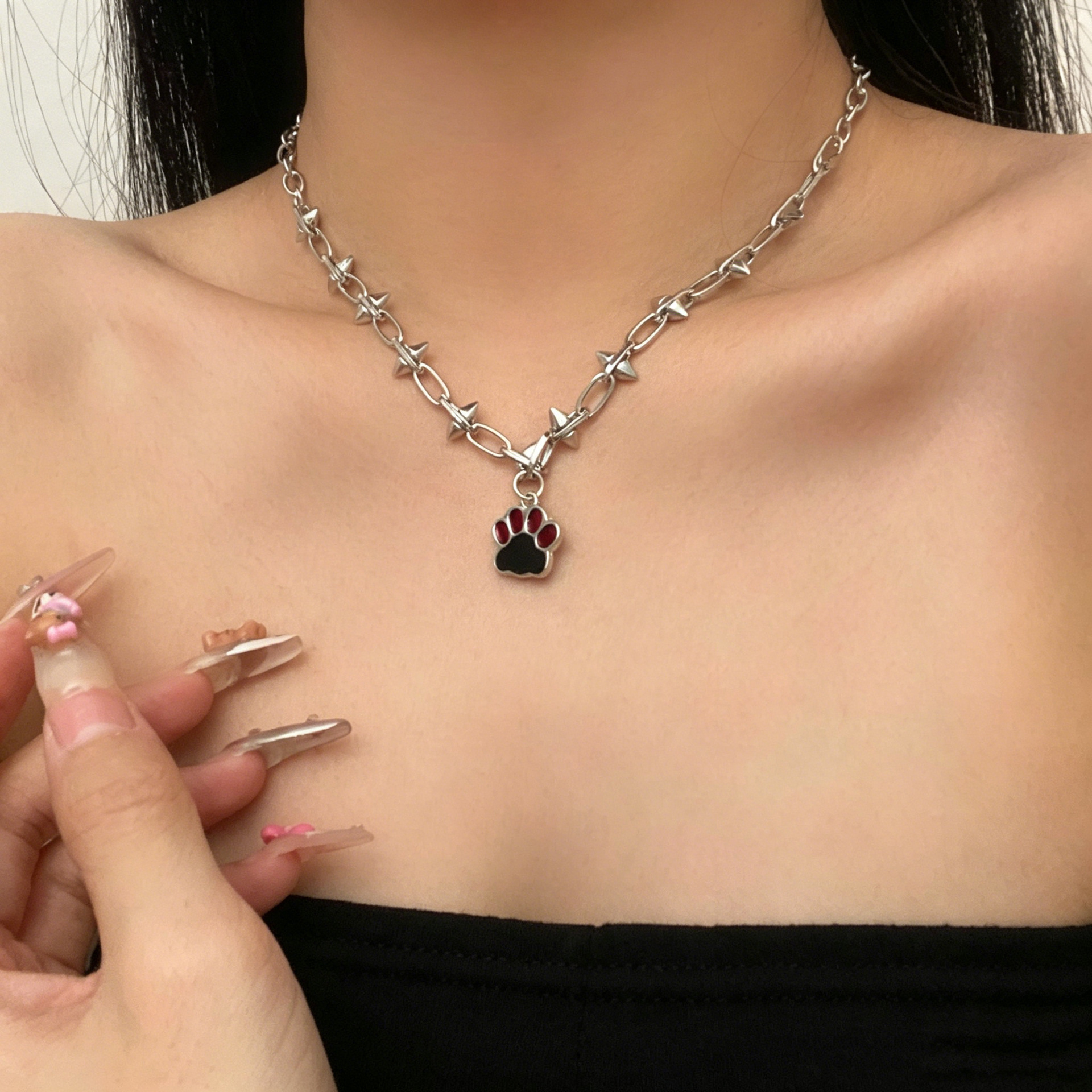 Rivet Necklace Cat Claw Cute Sweet Cool Hot Girl Clavicle Chain Niche Design Punk Choker Yabi Exaggerated Accessories