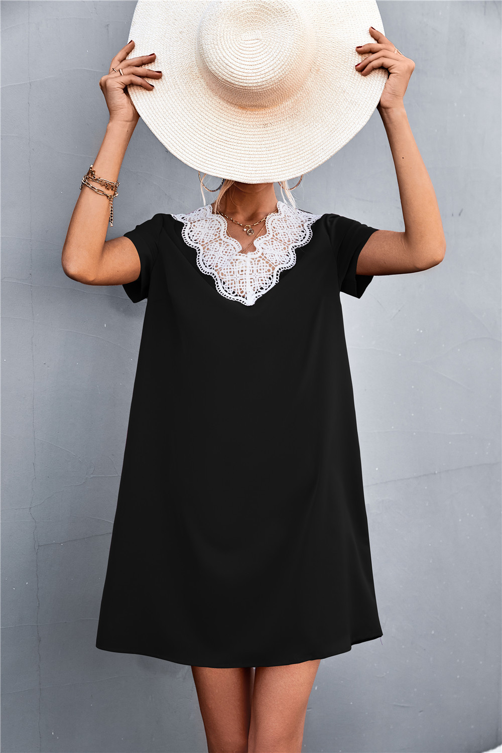 Women's V-neck Lace Patchwork Dress For Summer Occasions_voghion.com