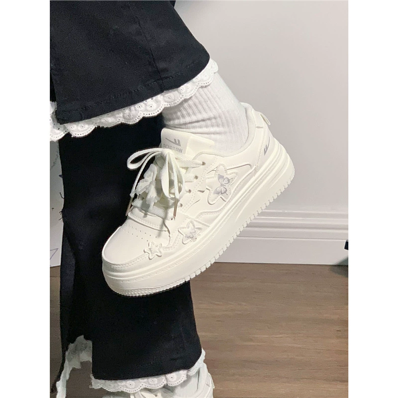 Женские белые кроссовки Pull Back Butterfly, оригинальная модель 2025 года, популярная универсальная обувь, нишевая модель, повседневные кроссовки на толстой подошве