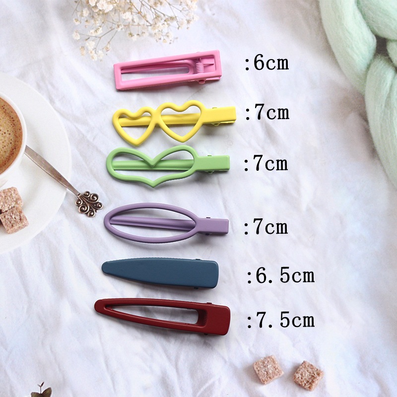 Daily Occasion Fashion Solid Color Metal Plating Hair Clip 1 Set