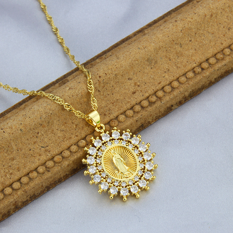 European and American Virgin Mary inlaid zirconium round copper necklace