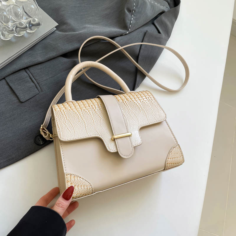 Bolsos de mujer todo fósforo nuevo bolso de moda nuevo bolso de mensajero de un solo hombro de moda nuevo bolso cuadrado de primavera 2025