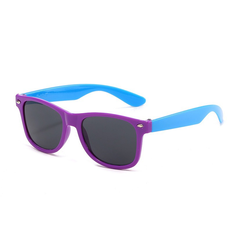 Purple frame blue leg gray tablets