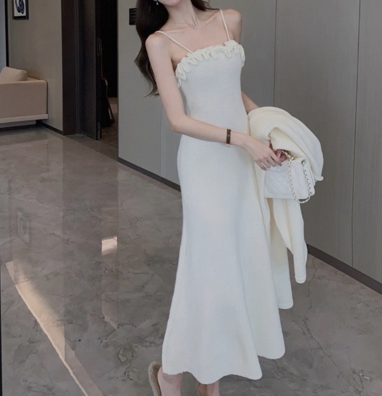 2025秋冬温柔甜美小香风针织两件套女中长款毛衣开衫+吊带裙套装|undefined