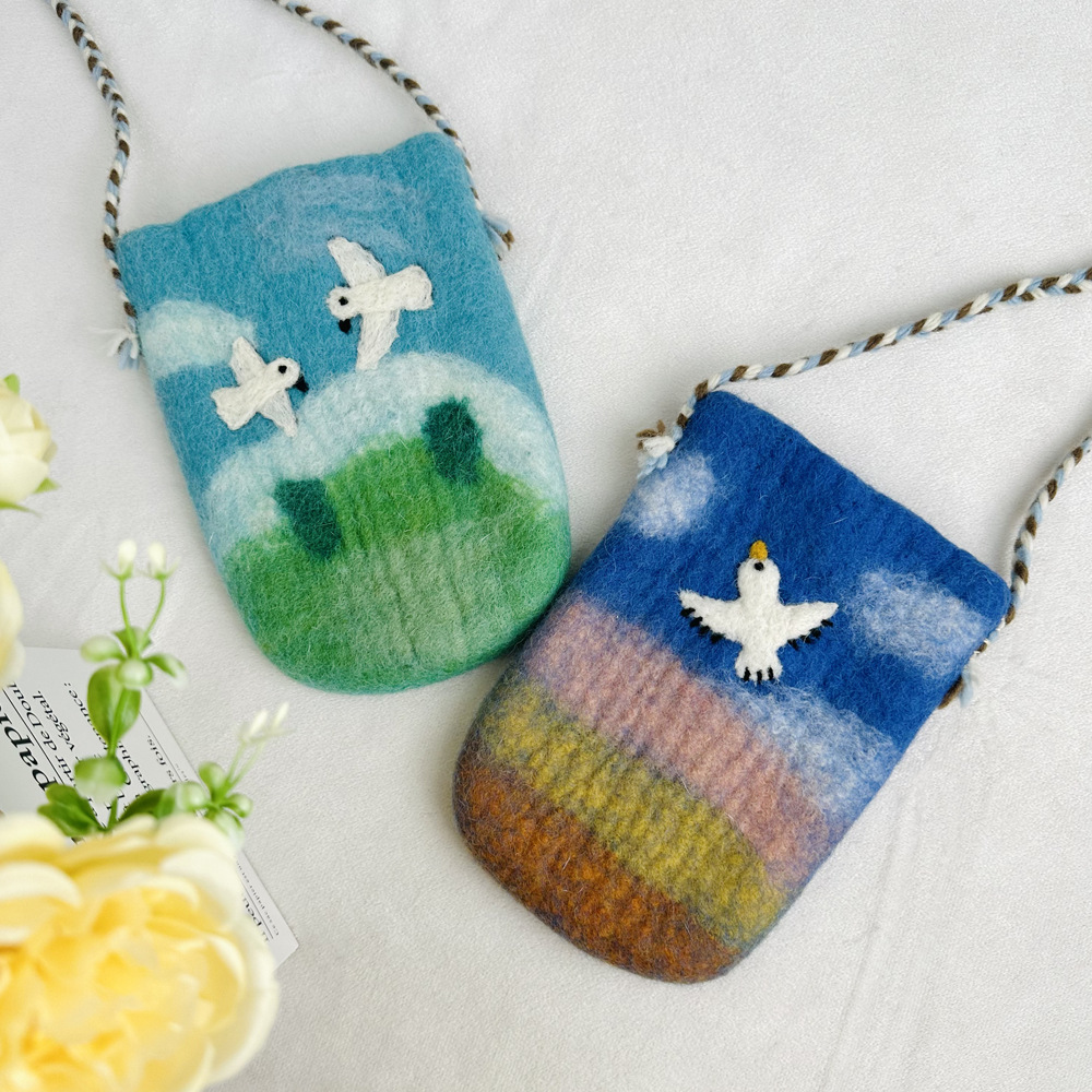 ins风手工羊毛毡 彩虹小猫海鸥风景手机包动物斜跨包可爱