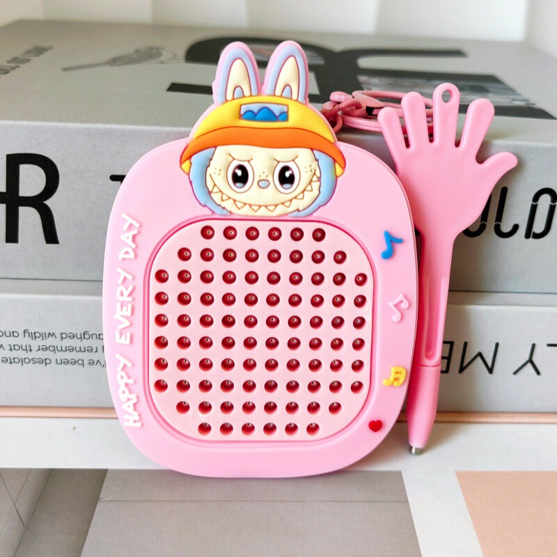 メーカー直送 磁気ボール付きお絵かきボードキーホルダー 人気商品 サンリオ マグネットペンダント バッグ飾り 磁気お絵かきボード|undefined