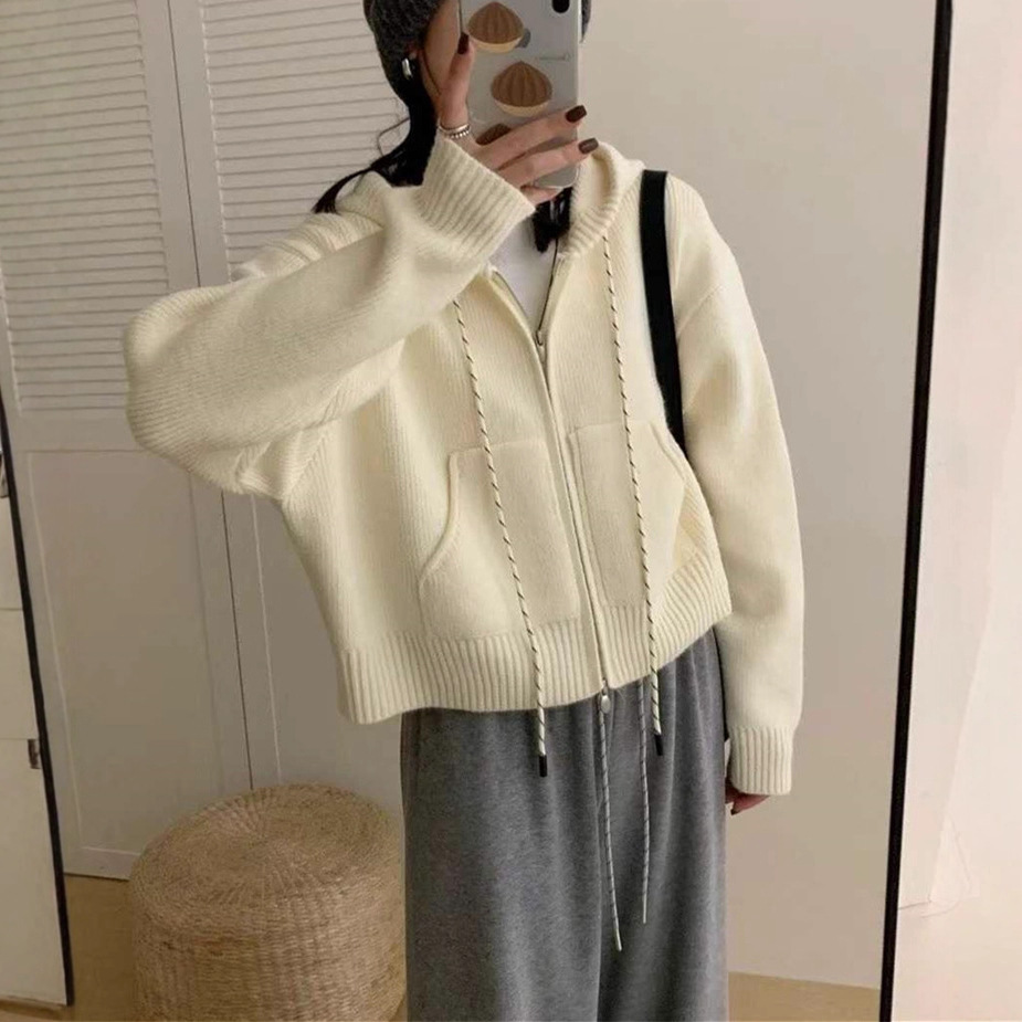 韩系穿搭休闲设计感抽绳拉链连帽毛衣开衫女秋冬加厚短款针织外套