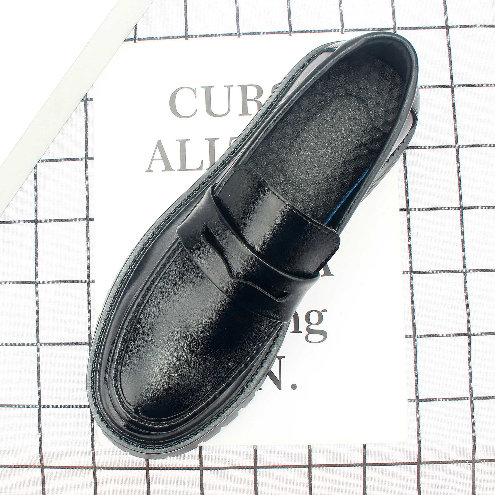 2022�¿���ʿ��ͷƤЬ�׽�����Ь������һ�ŵ�Բͷ͸������Ь368