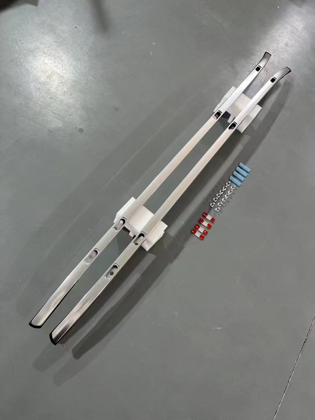 Suitable for 12-26 models of CRV original factory roof racks, specifically for Honda. 21 models of modified no-drill CRV HaoYing