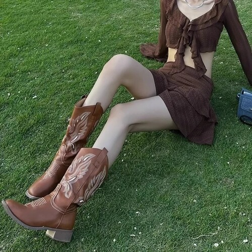 Cowhide Version ~ Genuine Leather Western Cowboy Boots for Women, New Arrival Embroidered Long-Height Knight Boots with Square Toe and Chunky Heel, Summer Style