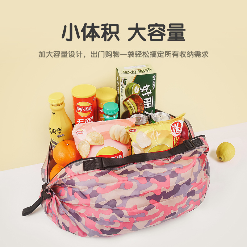 Capacious foldable shopping bag