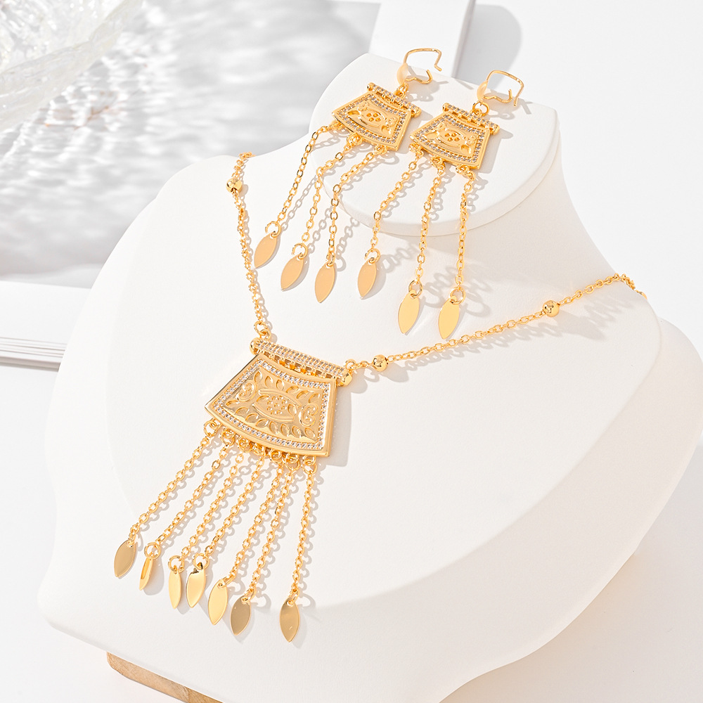 Selección transfronteriza de moda retro juegos de joyería de bronce dorado para mujeres pendientes de piedra de aluminio collares de orejas joyerías de Oriente Medio para mujeres