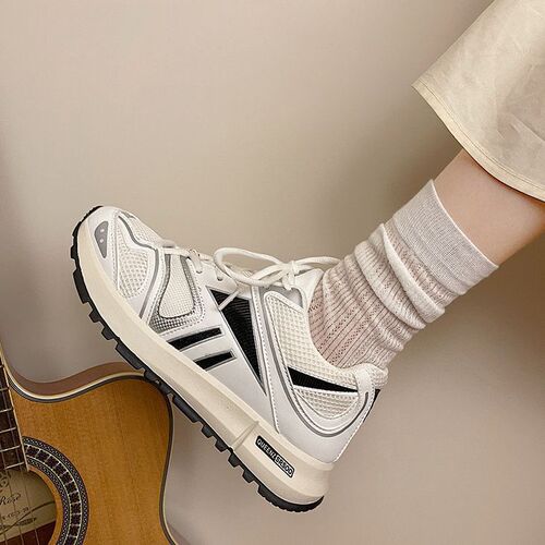 Breathable thick-soled Korean mesh lightweight sports shoes for women  new summer versatile height-increasing white shoes