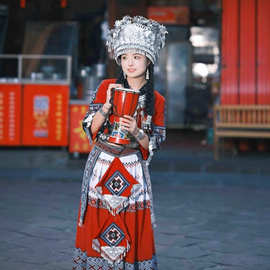 贵州苗寨苗族服装女云南侗族少数民族服饰瑶族土家族舞蹈服演出服