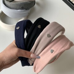 女性用の日常着用のつば広ヘッドバンド、2025年の新しいスタイル、高頭蓋圧ヘッドバンド、春と夏の外出用の多用途のヘッドバンドとヘアピン
