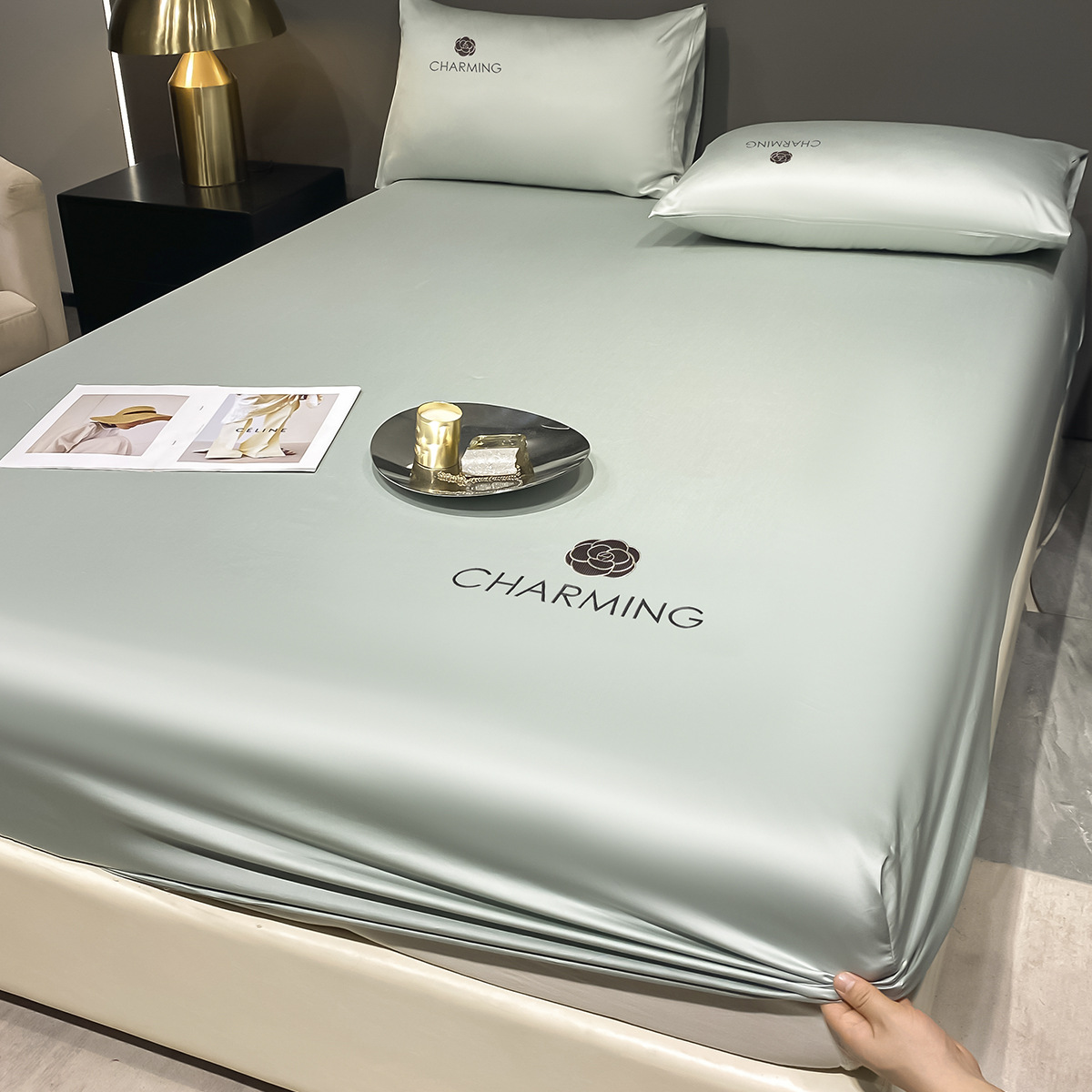 Colcha de cama de seda de hielo de una sola pieza, funda de cama fresca de verano, funda de cama todo incluido, funda protectora de colchón de sábana 2025 nuevo