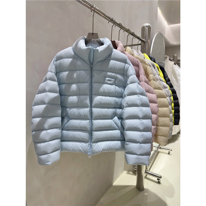 2025 Winter New Style Ribbed down Jacket for Women, Short Korean Version, Fashionable, Loose, Casual, Simple, High-End Puffer Coat