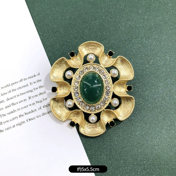 12 - Lace Pearl Emerald