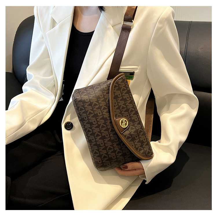 Borse piccole da donna 2023 nuova moda trendy borsa a tracolla stampata retrò borsa da petto versatile borsa quadrata a tracolla singola temperamento_voghion.com