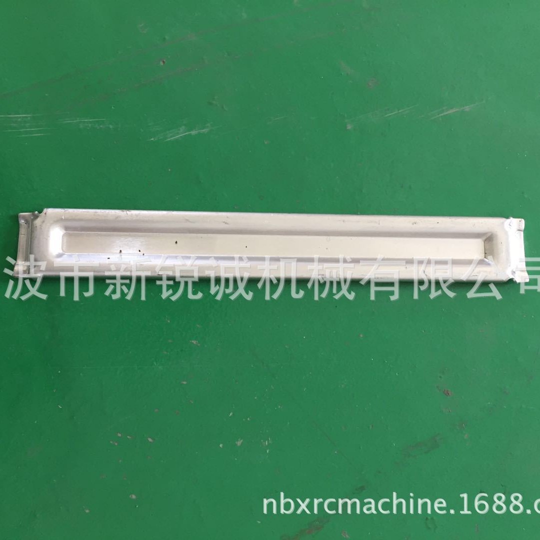 厂家供应铝冲压件  铝盖板 暖通冲压件量大价优