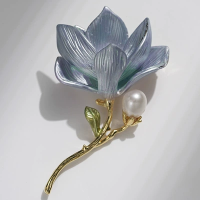 Xiliang Feizi Genuine New Yaxa sancaqları - x5057-2-200-freshwater-pearl-blue-magnolia-brooch