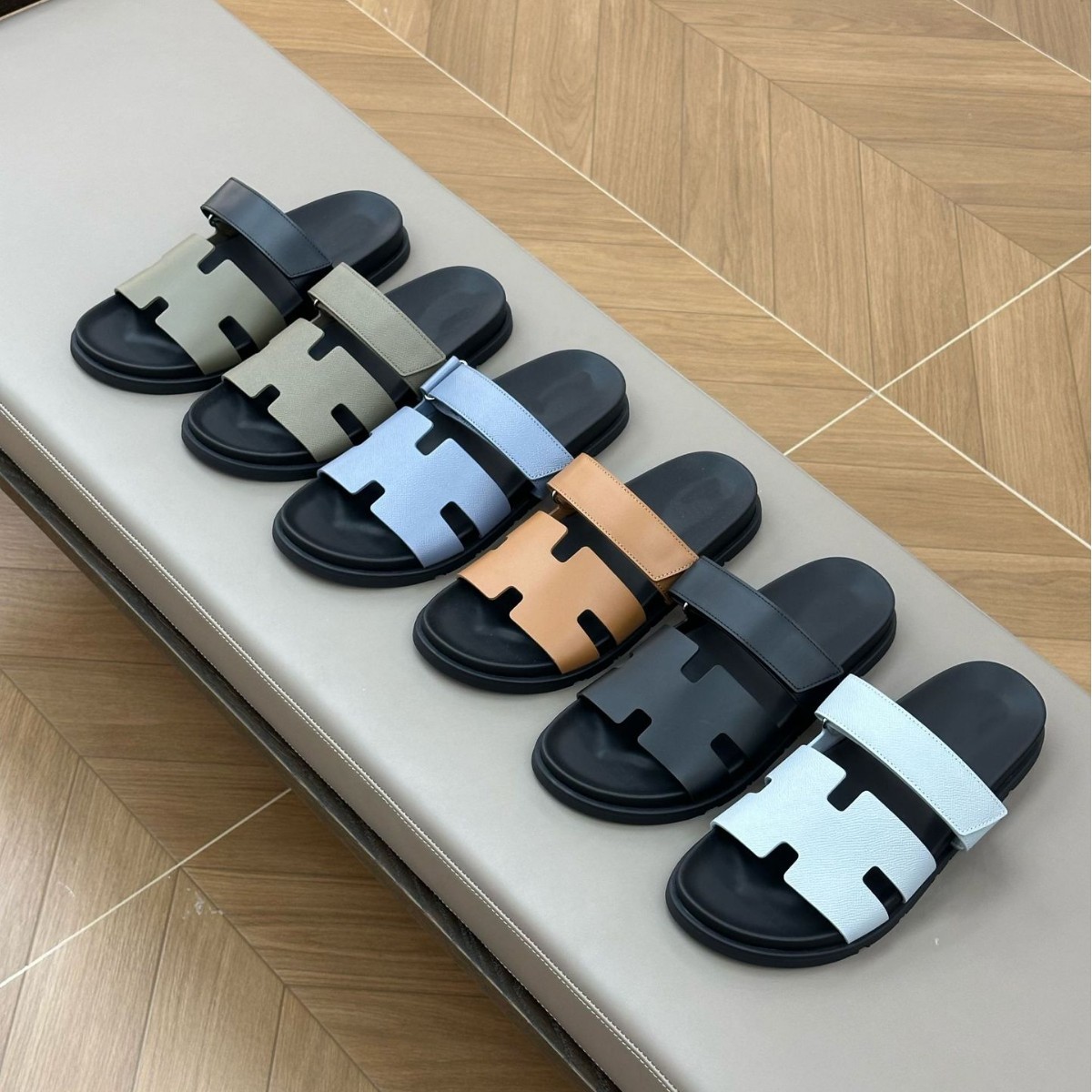 Ceiling Version! Classic H Erjiu Drag Velcro Strap Genuine Leather Thick-Soled Outer Wear Casual and Comfortable Sandals for Men