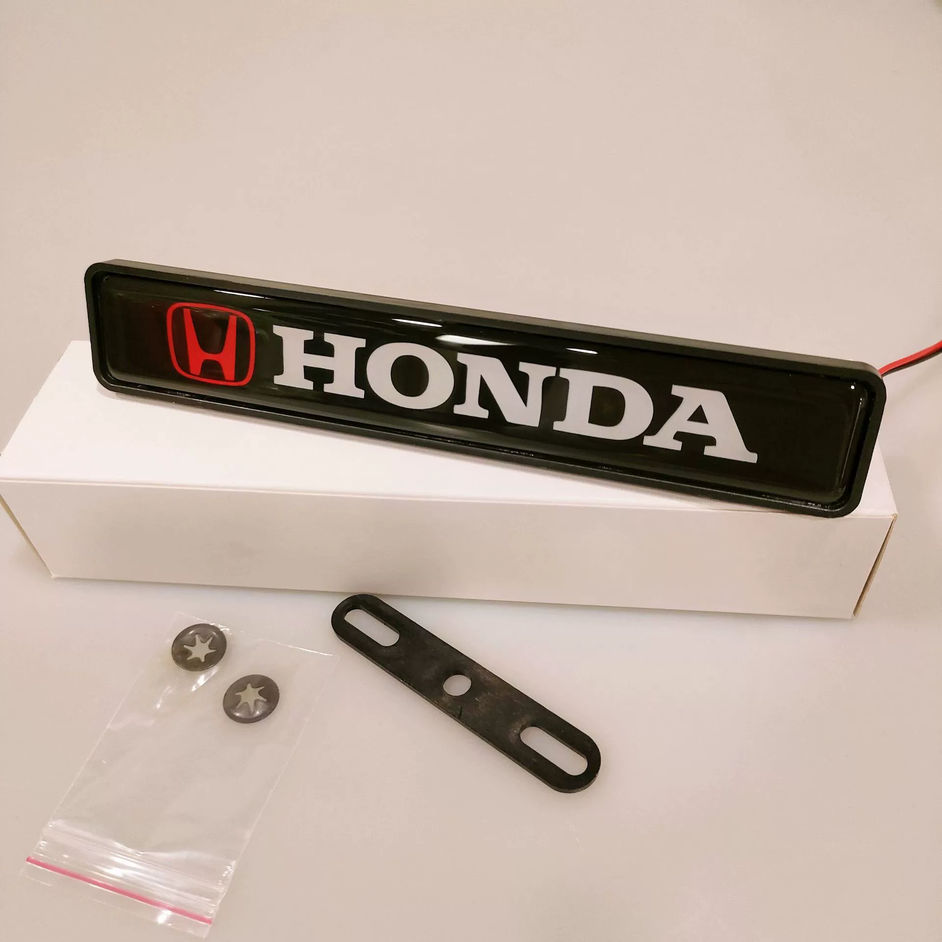 Автомобильный чистый светящийся автомобильный габаритный свет светодиодный сетчатый свет переднее украшение забора Универсальный сетчатый габаритный свет модифицированный светящийся свет