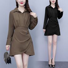 胖赫本风25秋装小众设计感修身显瘦连衣裙大码女装小个子遮肚裙子