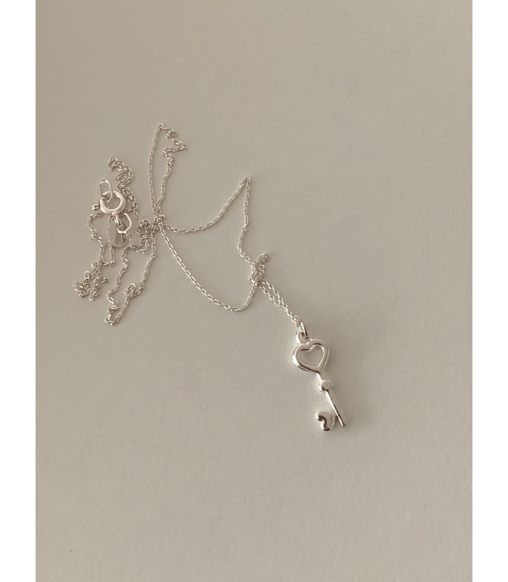 Plata De Ley 925 Cadena Portacables Enchapado Ahuecar Forma De Corazón Llave Collar Colgante display picture 4