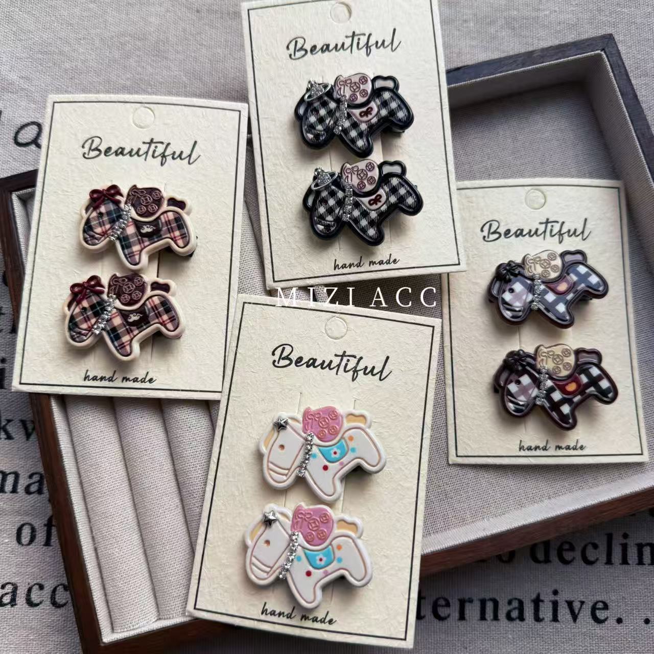 秋冬格纹马上有钱发夹百搭少女刘海鸭嘴夹卡通可爱创意发饰头饰