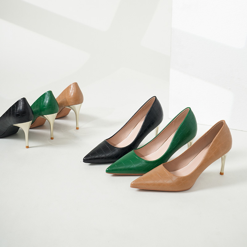 Autumn 2024 New Plaid Pointed Shoes Elegant Black Professional Work Shoes Design High Heels Women's Stiletto Heel Single-layer Shoes