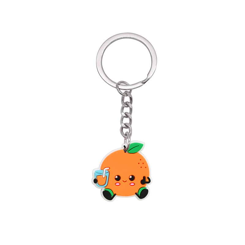Llavero de PVC con simulación de frutas, colgante de metal de goma suave, decoración de pasteles y dulces, regalo para niñas, venta al por mayor