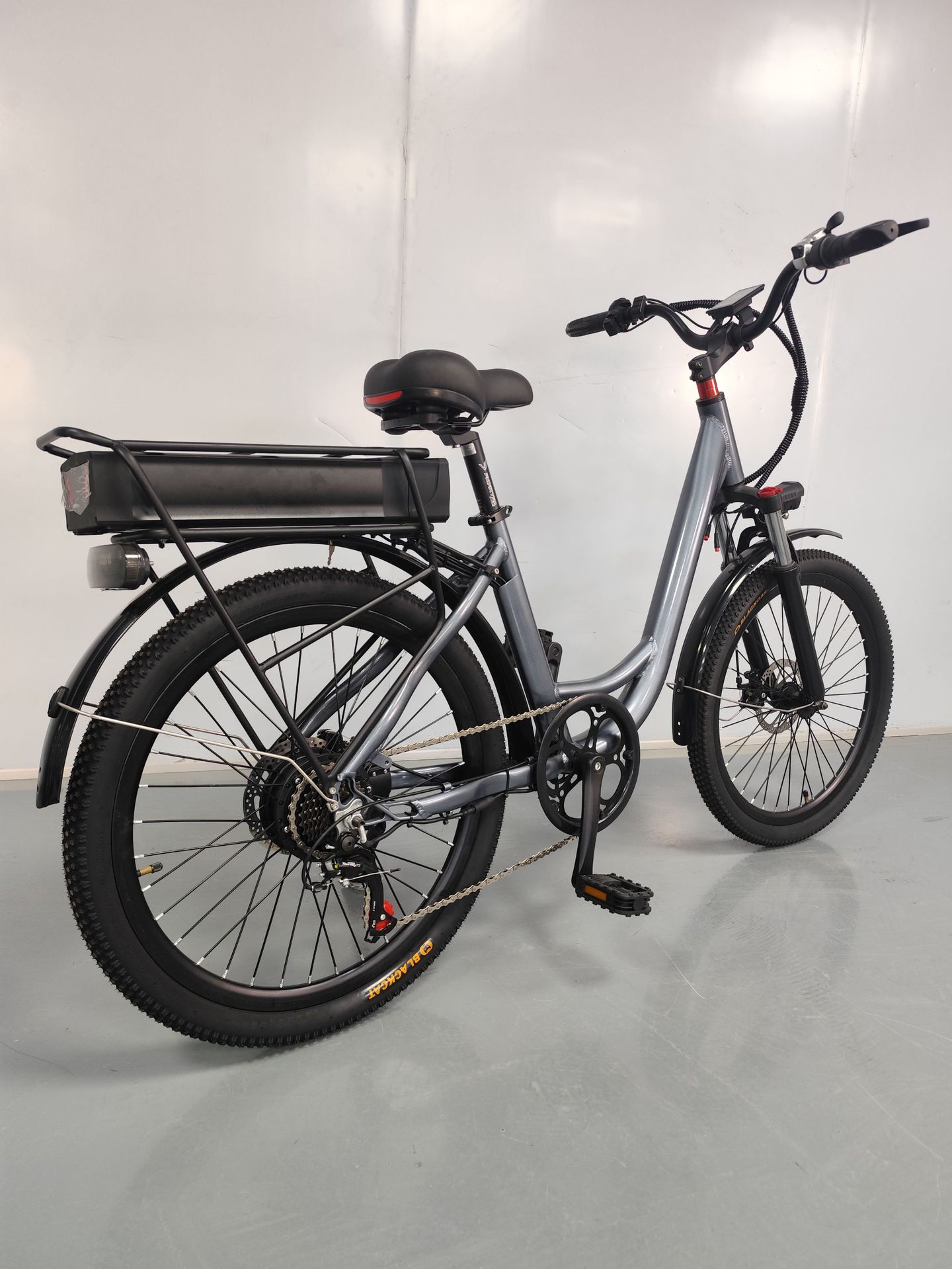 26 inch Electric Bicycle Lightweight Step-Through Mountain Bike